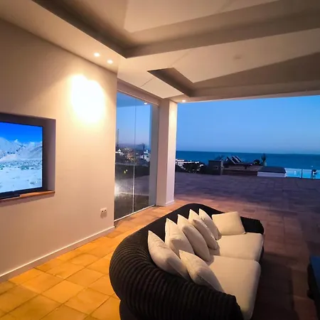 Villa Costa Roja Con Vistas Al Mar, Piscinas, Jacuzzi, Mini Golf Y Padel En Montana Roja *