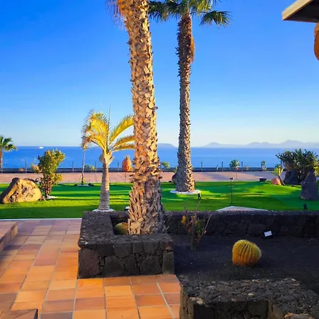 Costa Roja Con Vistas Al Mar, Piscinas, Jacuzzi, Mini Golf Y Padel En Montana Roja