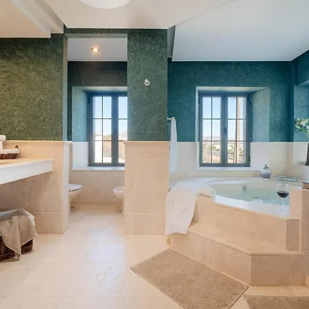 Costa Roja Con Vistas Al Mar, Piscinas, Jacuzzi, Mini Golf Y Padel En Montana Roja Villa *