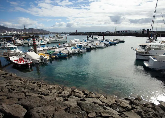 Costa Roja Con Vistas Al Mar, Piscinas, Jacuzzi, Mini Golf Y Padel En Montana Roja *