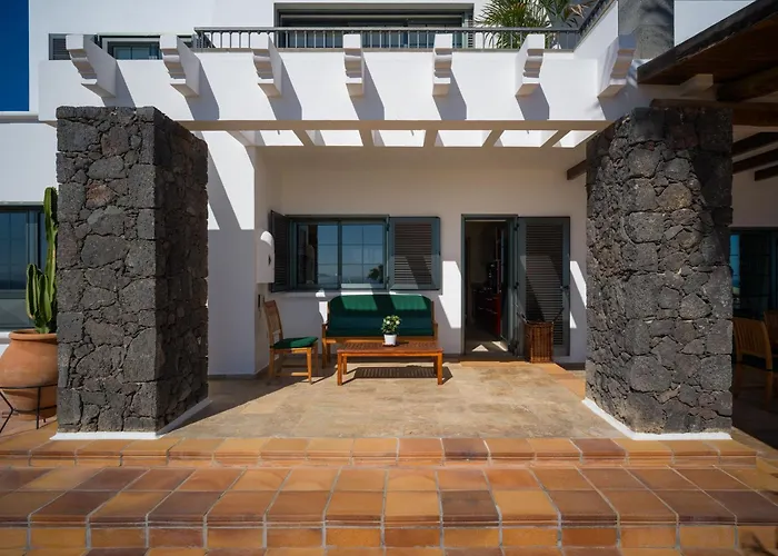 Costa Roja Con Vistas Al Mar, Piscinas, Jacuzzi, Mini Golf Y Padel En Montana Roja