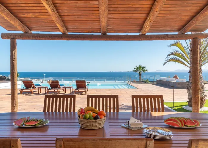 Costa Roja Con Vistas Al Mar, Piscinas, Jacuzzi, Mini Golf Y Padel En Montana Roja Villa *