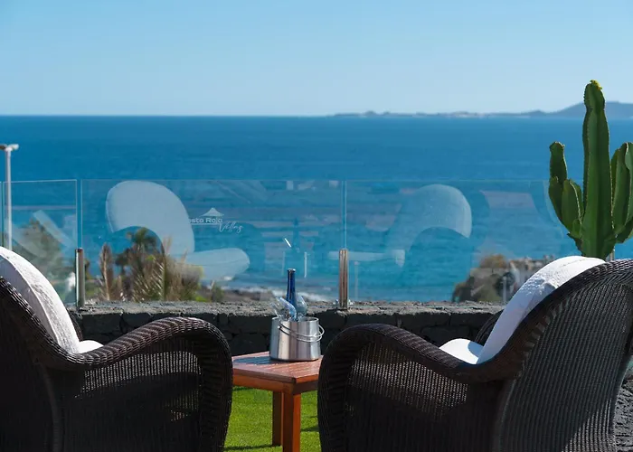 Costa Roja Con Vistas Al Mar, Piscinas, Jacuzzi, Mini Golf Y Padel En Montana Roja *