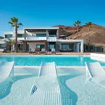 Villa Costa Roja Con Vistas Al Mar, Piscinas, Jacuzzi, Mini Golf Y Pádel En Montaña Roja Playa Blanca (Lanzarote)