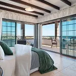 Costa Roja Con Vistas Al Mar, Piscinas, Jacuzzi, Mini Golf Y Pádel En Montaña Roja Villa