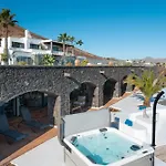 Villa Costa Roja Con Vistas Al Mar, Piscinas, Jacuzzi, Mini Golf Y Pádel En Montaña Roja Playa Blanca (Lanzarote)