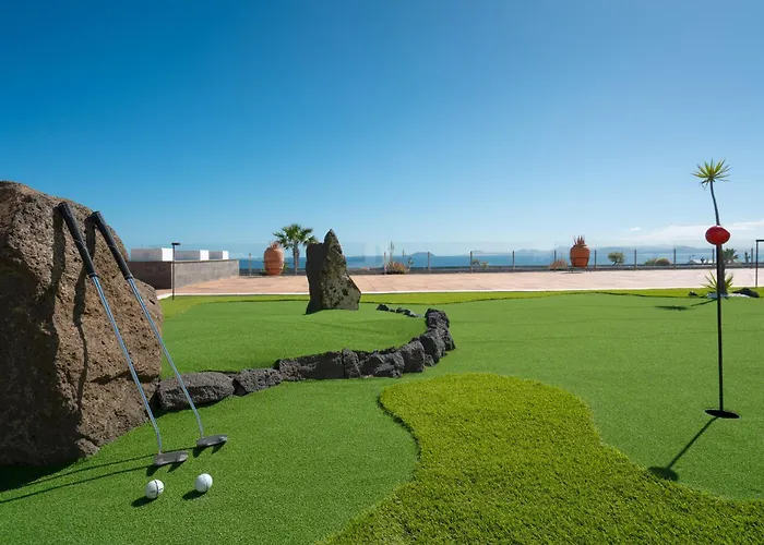 Costa Roja Con Vistas Al Mar, Piscinas, Jacuzzi, Mini Golf Y Padel En Montana Roja * Playa Blanca (Lanzarote)